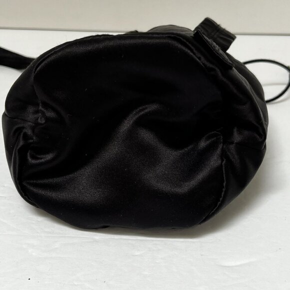 VICTORIA'S SECRET PINK black satin mini bucket crossbody strap bag purse‎ - Picture 4 of 10